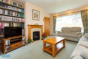 Sitting Room- click for photo gallery